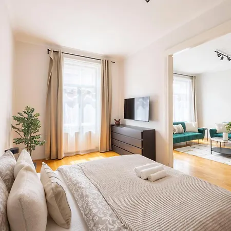 Stylish & Cozy Center By Prestige Homes Apartman Budapest